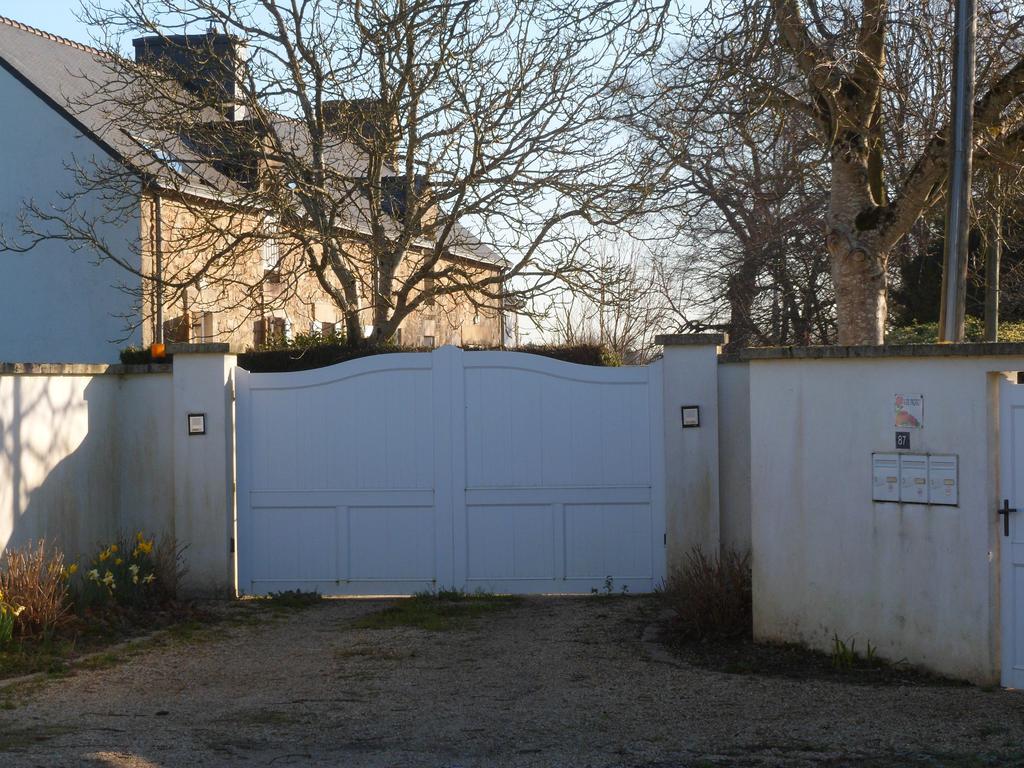 Farmhouse In An Amazing Private Park Guest House Vannes Eksteriør bilde