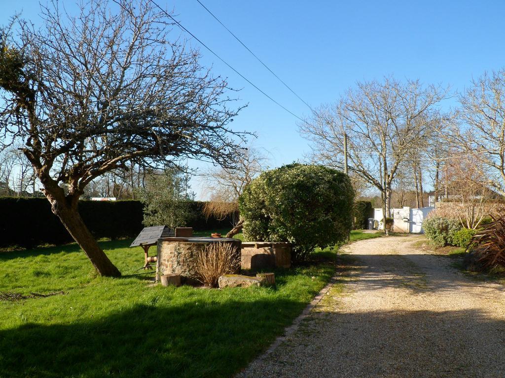 Farmhouse In An Amazing Private Park Guest House Vannes Eksteriør bilde